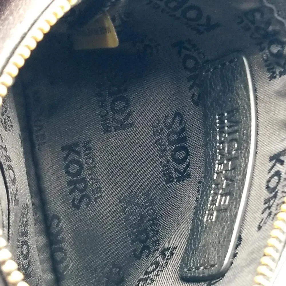 Michael Kors Jet Set Leather Wristlet Black